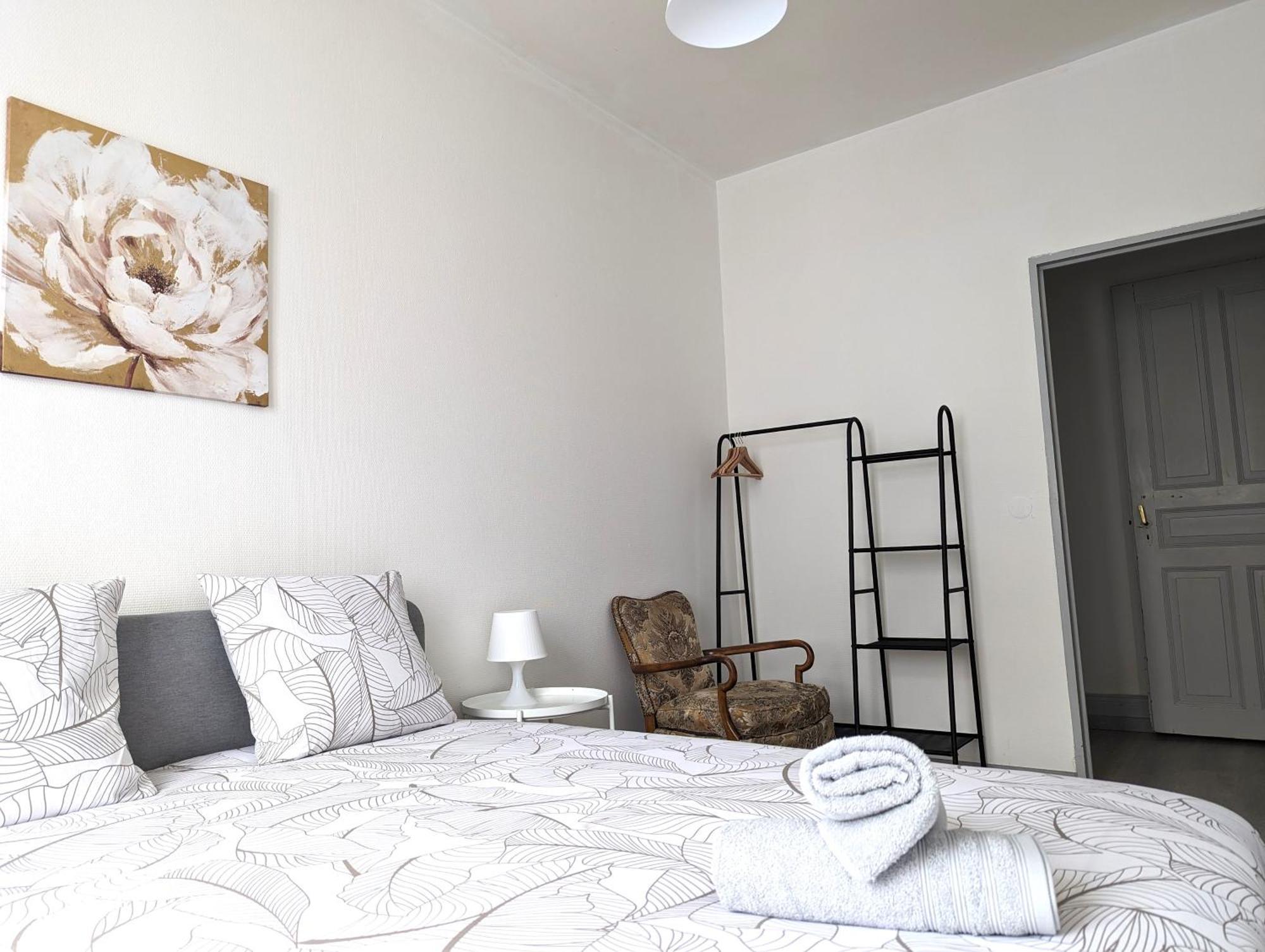 Le Mirage - Appartement 2 Chambres, Salon, Cuisine Equipee, Parking Et Wifi Gratuit Mulhouse Exteriör bild